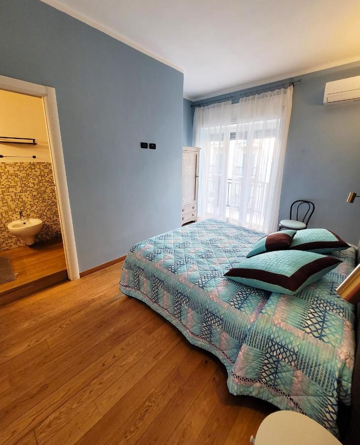 Baribello Apartment - 3 Bedrooms 3 Bathrooms - Bari Central Station Extérieur photo